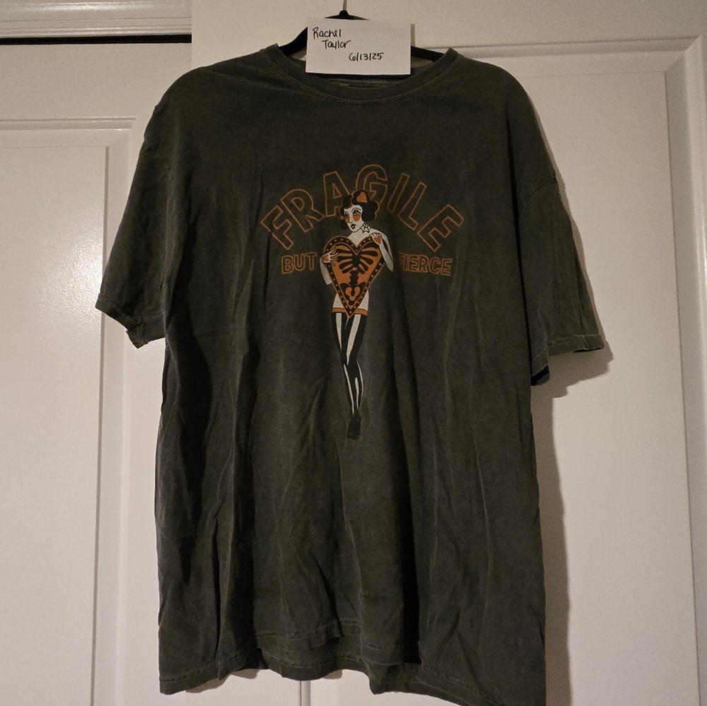 Men's Gray Graphic T-Shirt